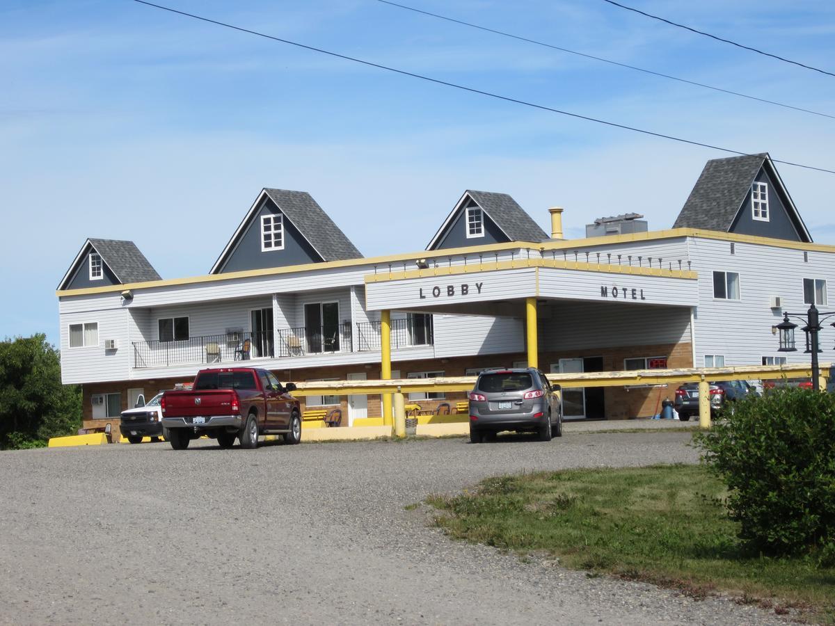 Hillview Motel Vanderhoof ภายนอก รูปภาพ